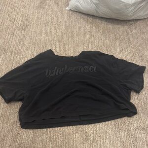 Lululemon crop top